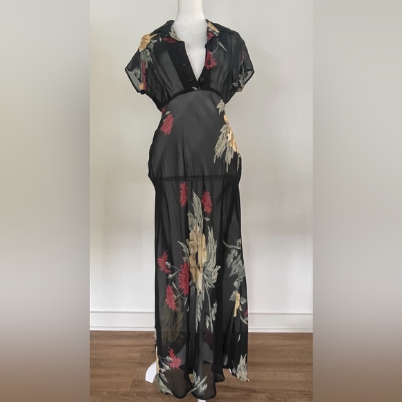 Mavisto Sheer Dress w/o slip
Size: 4
#houseofaline #fashion #style #ootp - Picture 1 of 4